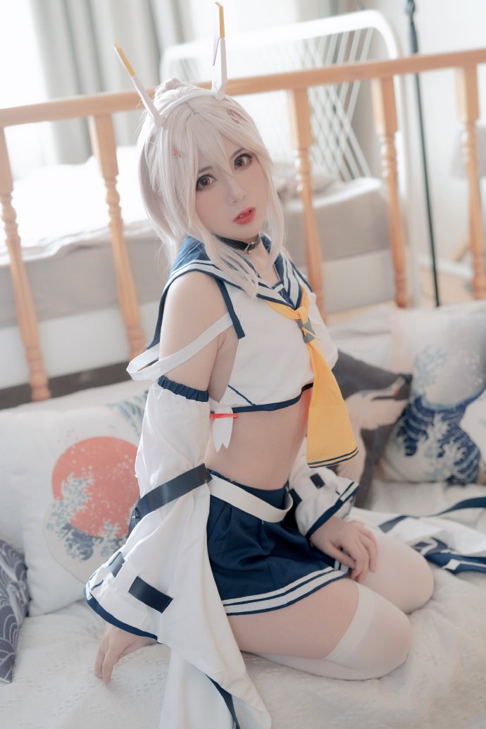 点击大图看下一张:一组cos性感狐妖小红娘图片