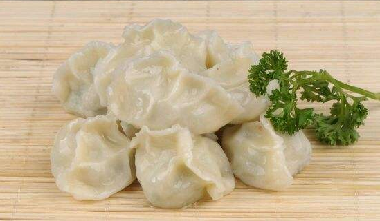 点击大图看下一张：一组鲜嫩可口的驴肉水饺图片