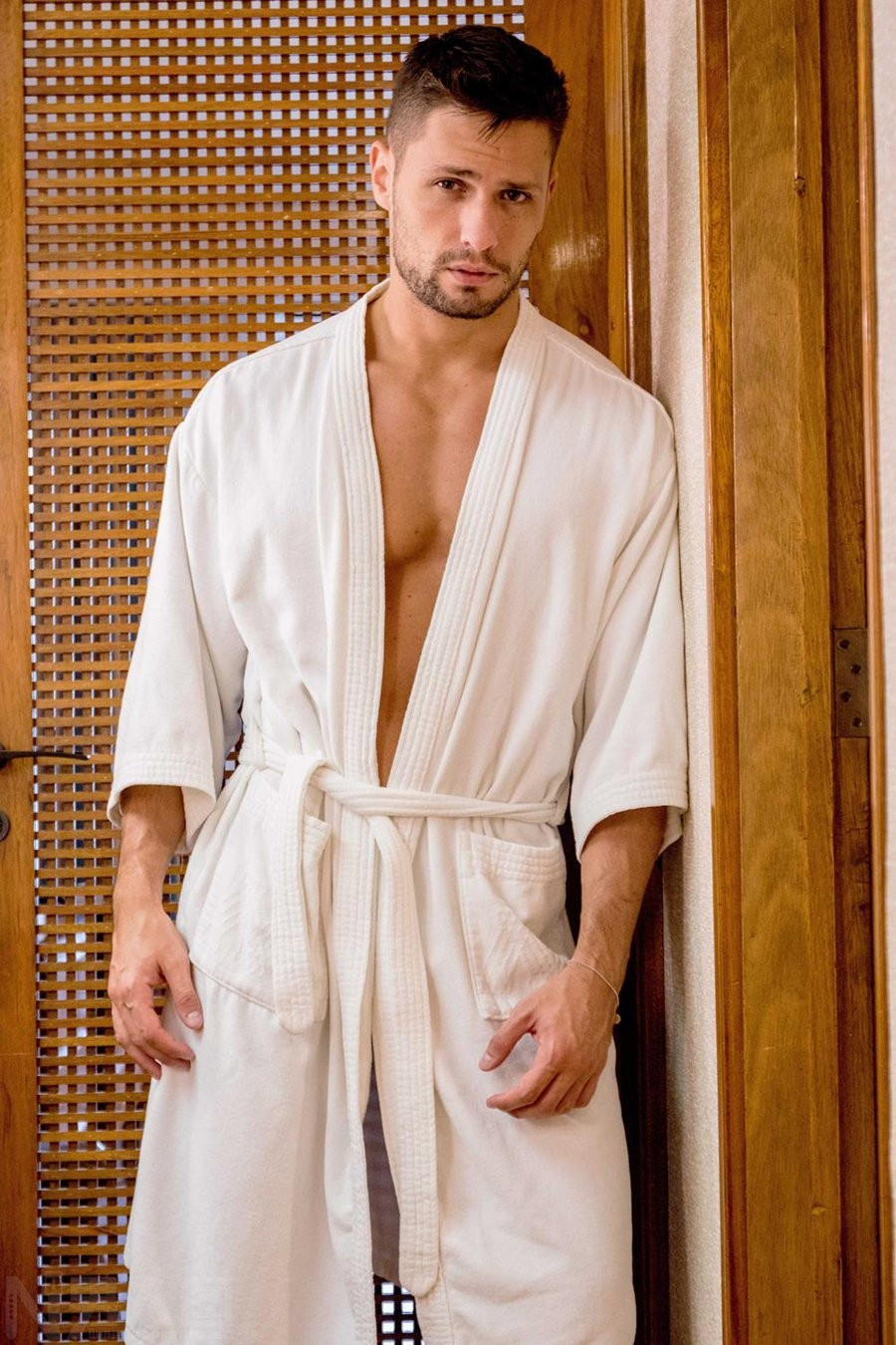 点击大图看下一张：成熟魅力的欧美型男性感内裤写真图片