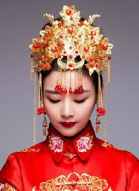 中式传统婚礼新娘头饰