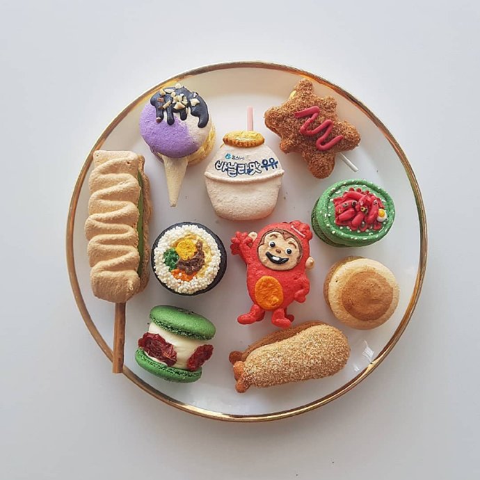 点击大图看下一张：一组漂亮的马卡龙小饼干高清图片