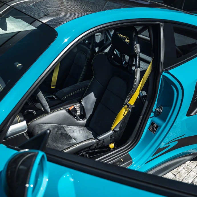 点击大图看下一张：车展上见不到的货之保时捷911 GT3 RS