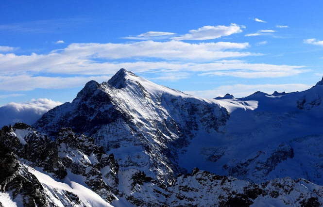 点击大图看下一张：一组美丽的阿尔卑斯山图片