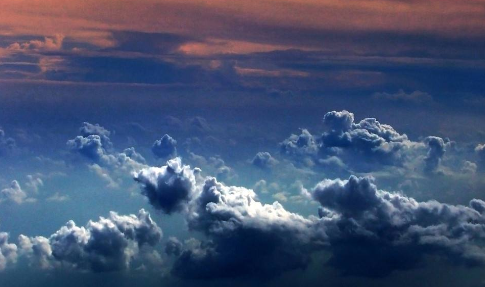 点击大图看下一张：一组美丽的天空云彩图片