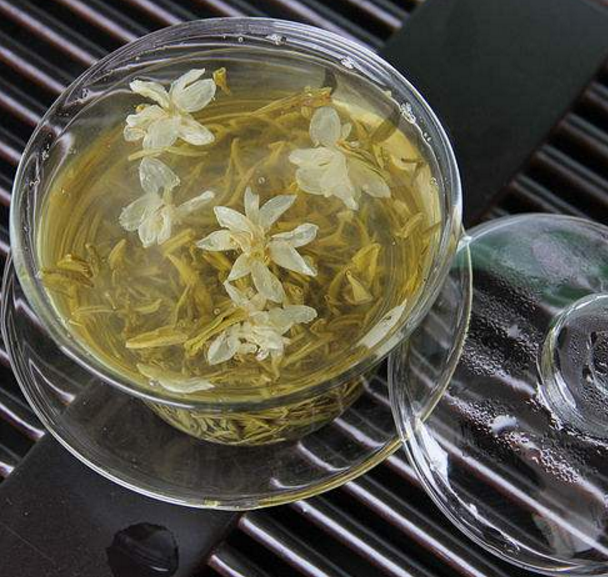 点击大图看下一张：清香好喝的茉莉花茶图片
