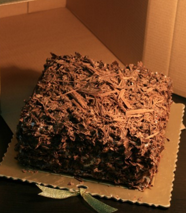 点击大图看下一张：一组甜甜的黑森林蛋糕图片