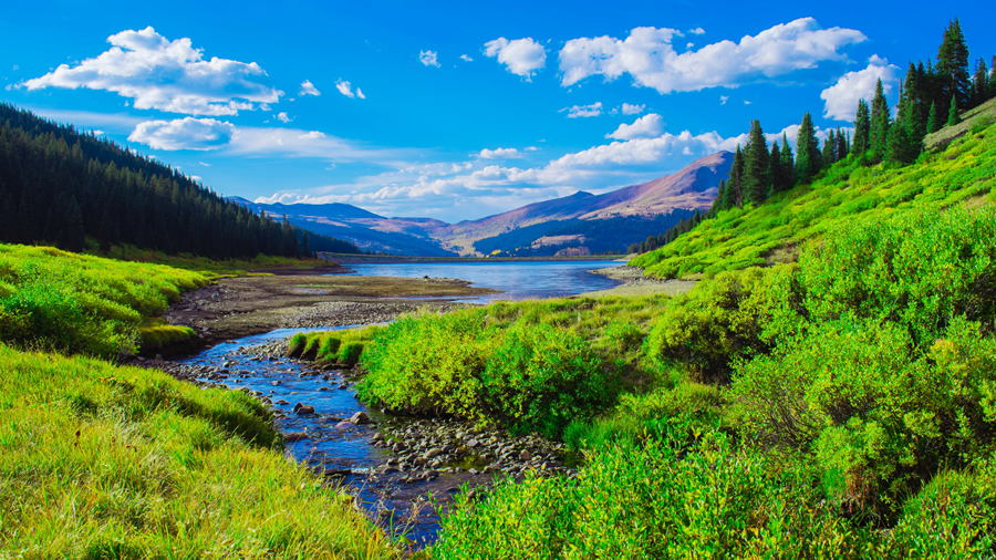 点击大图看下一张：青山绿水唯美自然风景图片