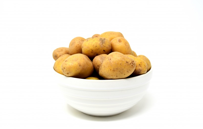 点击大图看下一张：软糯好吃的土豆图片