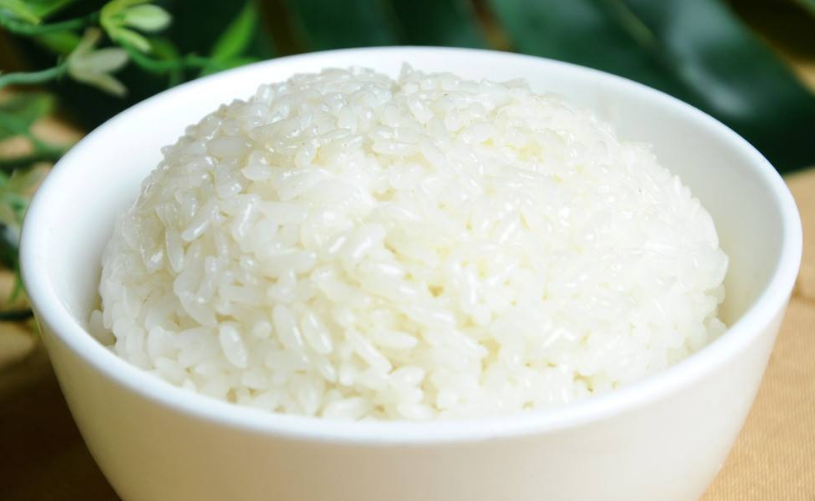 点击大图看下一张：香糯的大米饭图片