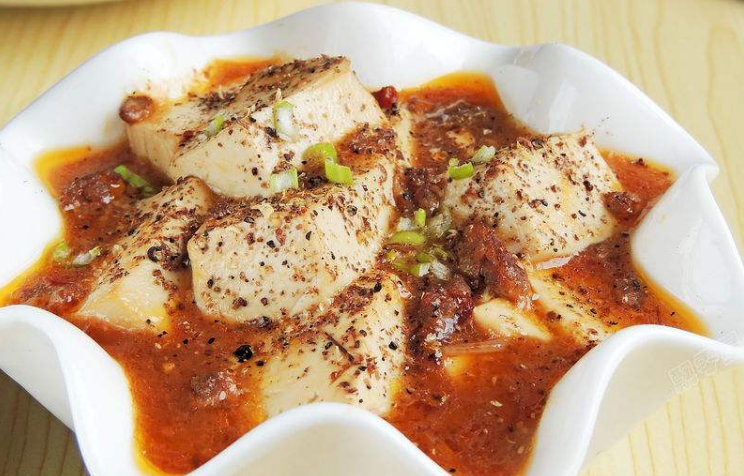 点击大图看下一张：超有食欲的麻婆豆腐图片
