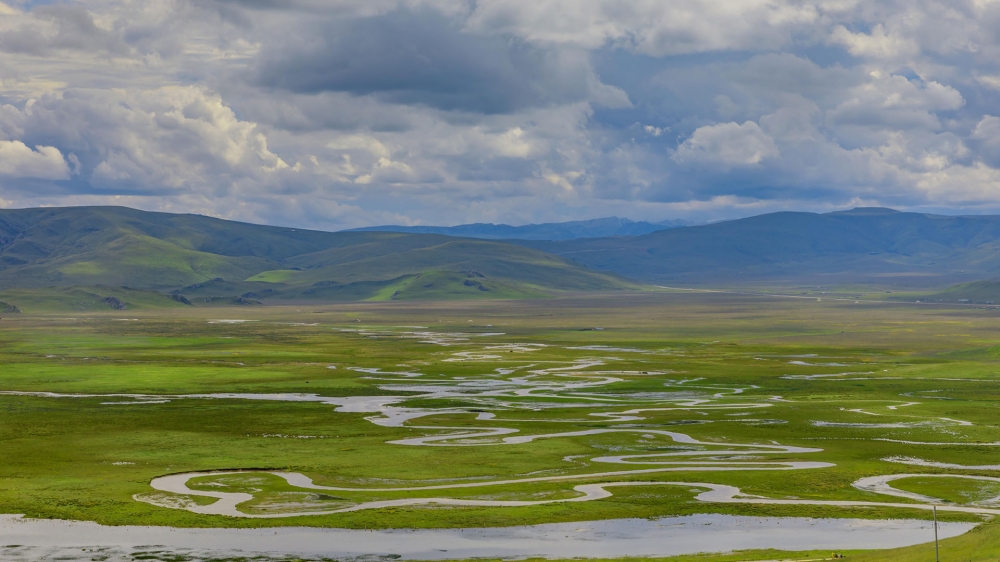点击大图看下一张：青藏高原唯美风景桌面壁纸
