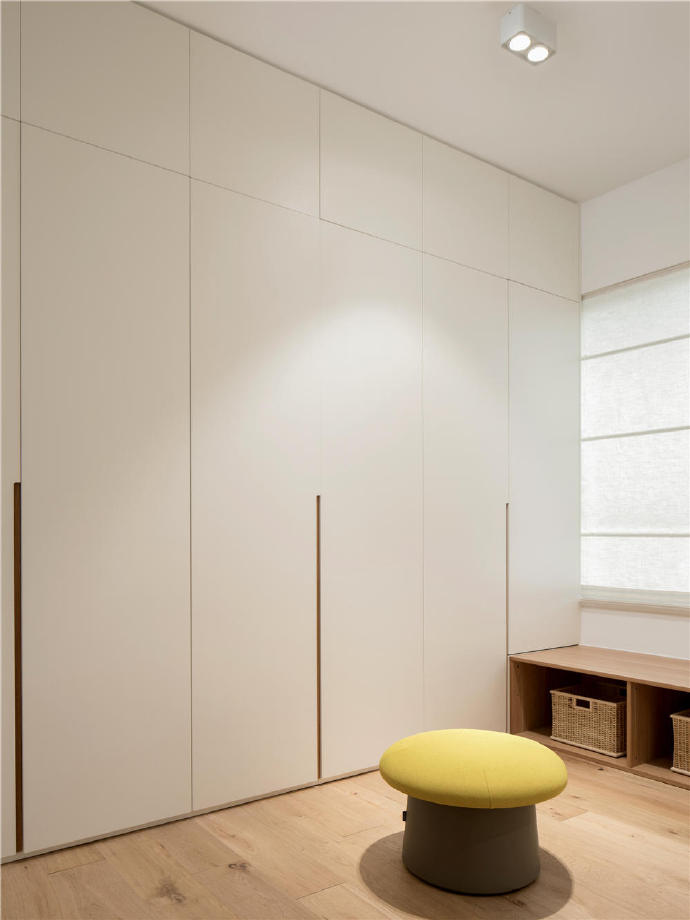 点击大图看下一张：以日式简约风为基调的四居室设计
