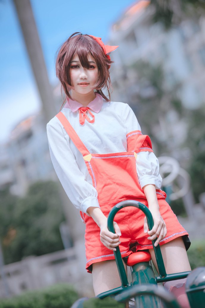 点击大图看下一张：一组cos乐正绫森林动物组&狐狸