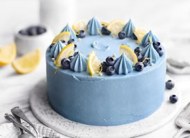 一组梦幻的蓝色蛋糕图片