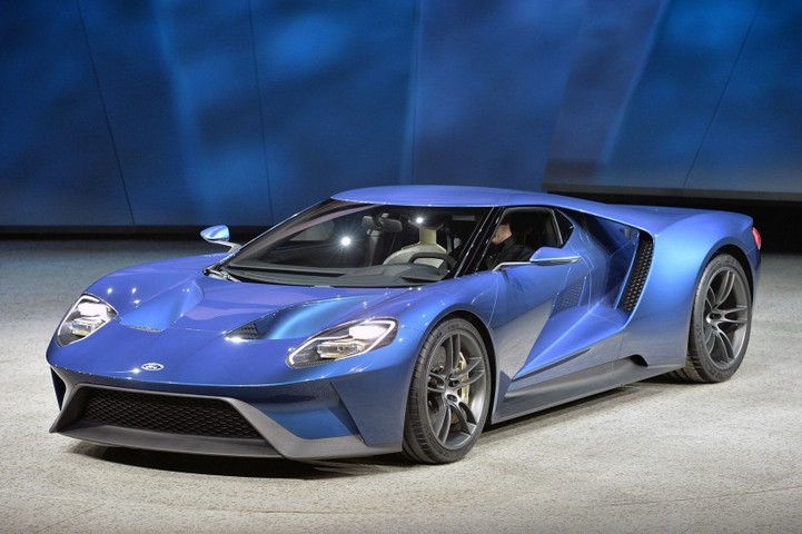 点击大图看下一张：蓝色顶级豪华车福特GT汽车图片