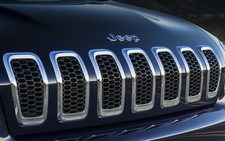 点击大图看下一张：全新豪华Jeep自由光汽车壁纸图片