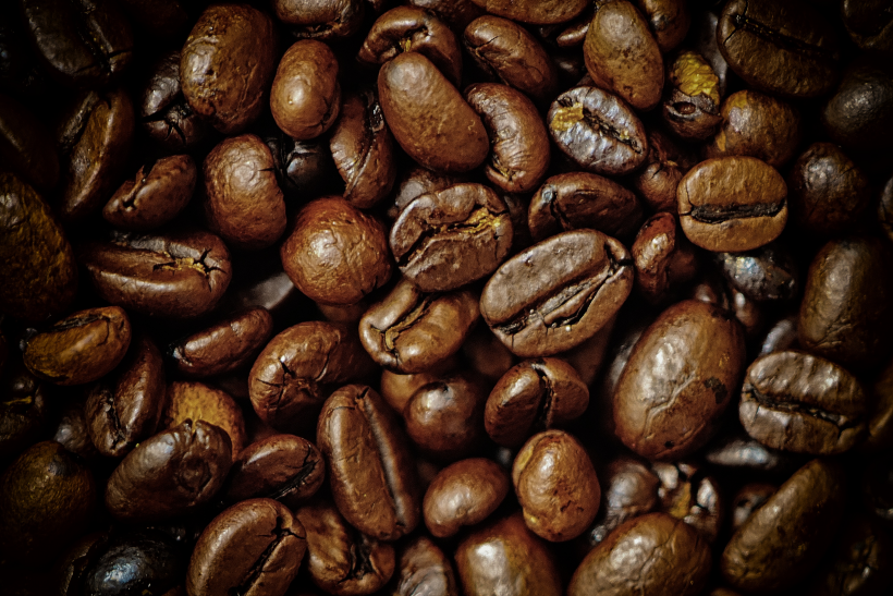 点击大图看下一张：一组沁人心脾的咖啡豆图片