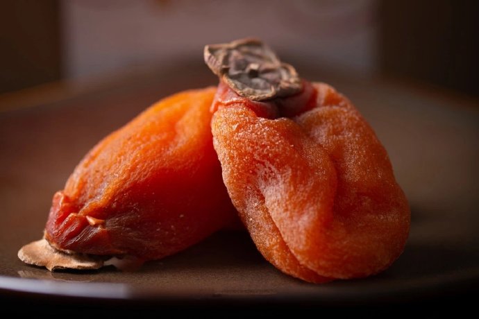 点击大图看下一张：甜腻可口的柿饼图片