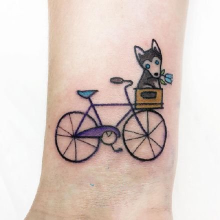 点击大图看下一张：一组很可爱的自行车纹身图案