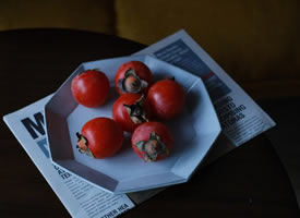 一组红透了的小柿子图片欣赏