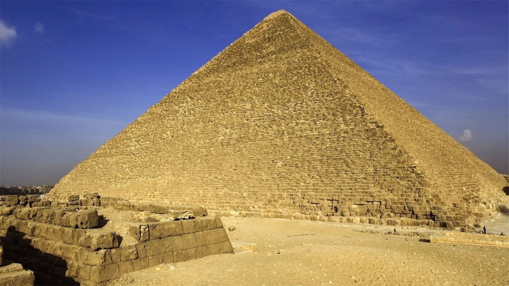 点击大图看下一张：埃及金字塔风光高清图片欣赏