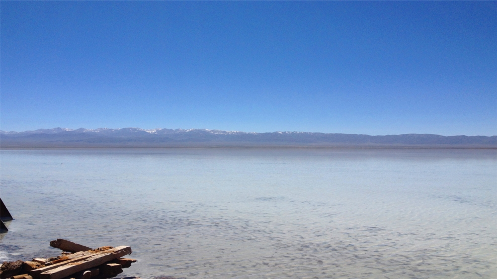 点击大图看下一张：一组唯美的茶卡盐湖风光图片
