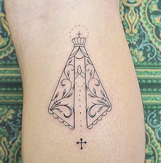 点击大图看下一张：清新范儿的圣母玛利亚纹身