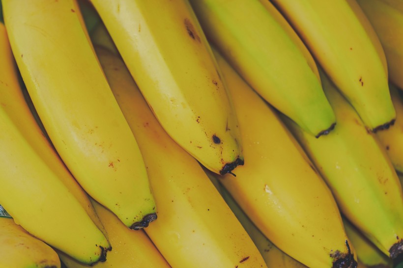 点击大图看下一张：一组香甜浓郁的香蕉图片