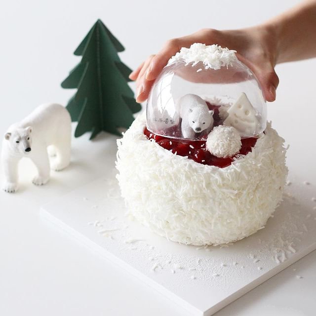 点击大图看下一张：奶油蛋糕，圣诞极简风