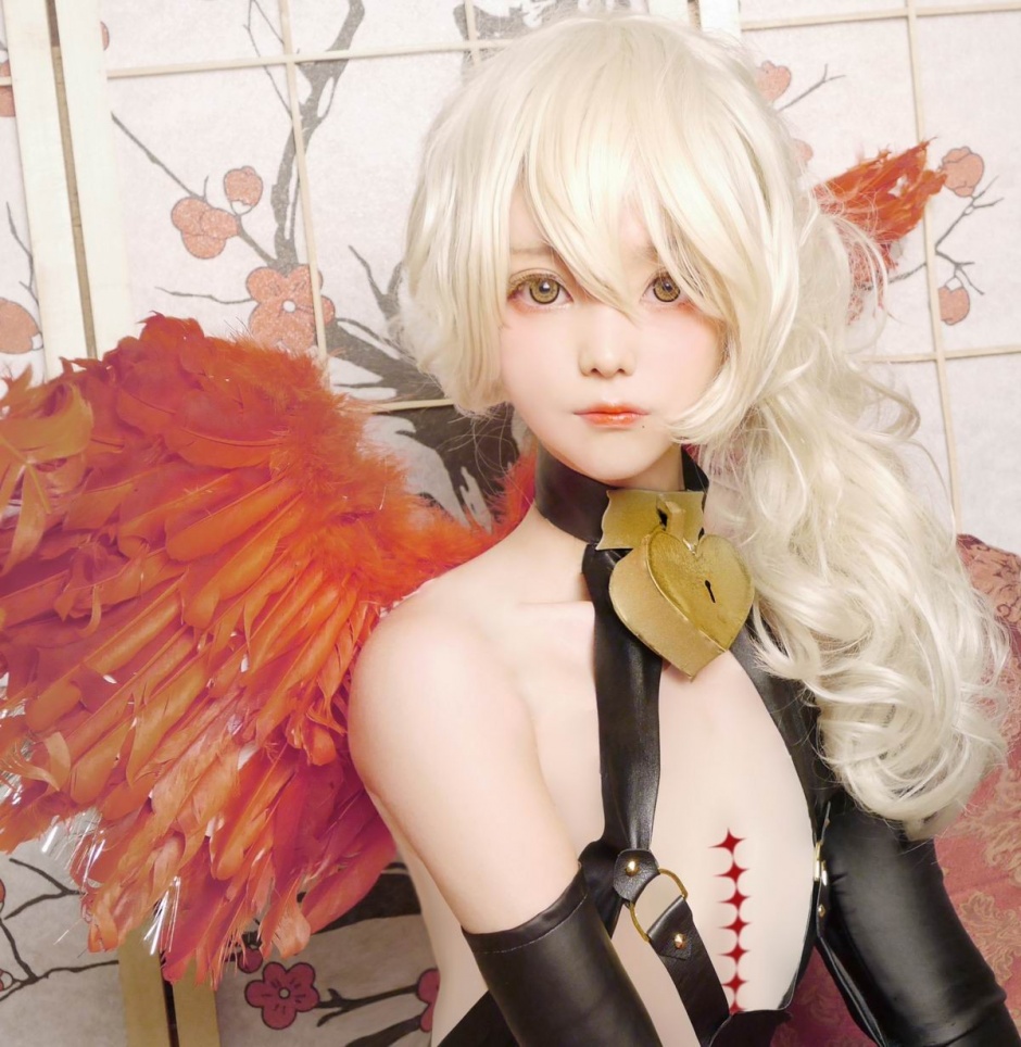 点击大图看下一张:大神级动漫cosplay图片第二弹