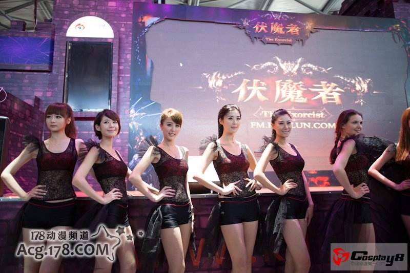 点击大图看下一张：国内游戏展览会cosplay美女图片