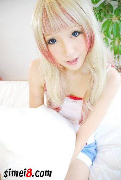 点击大图看下一张：美女性感cos福利图片精选