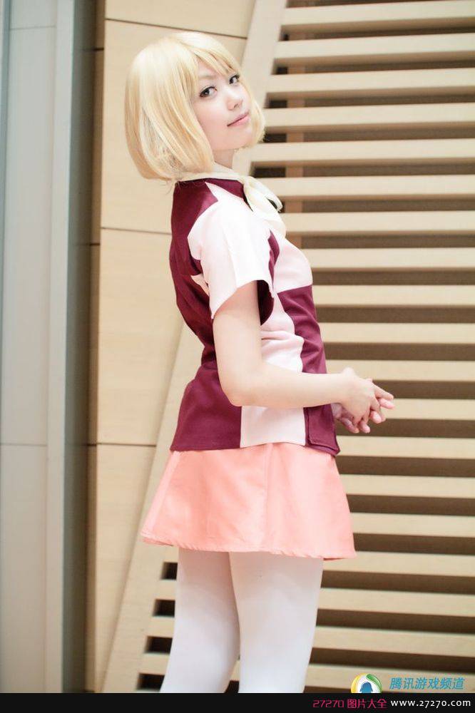 点击大图看下一张：精选《机动战士高达》唯美美女COS