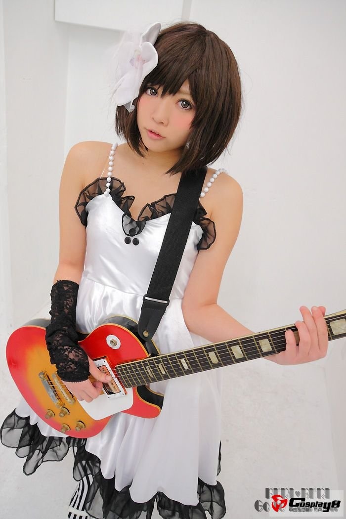 点击大图看下一张:二次元动漫cosplay美女套图