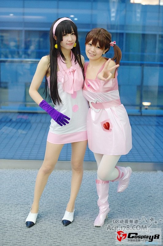 点击大图看下一张:东京漫展cosplay美女图片