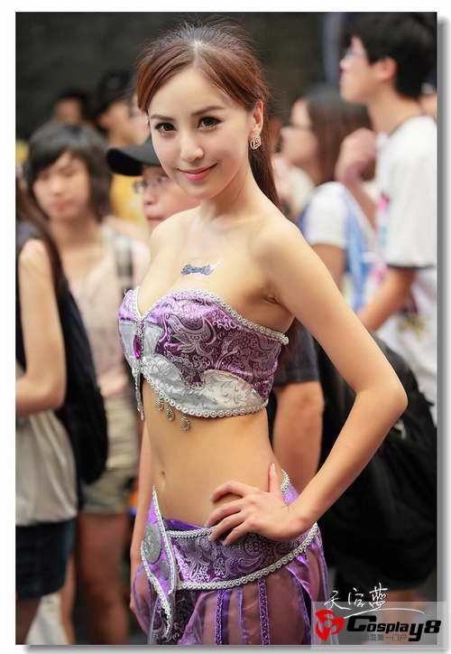 点击大图看下一张：国内漫展cosplay美女图片集锦