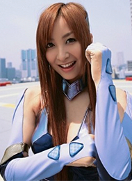 天台上的日本cosplay美女图片