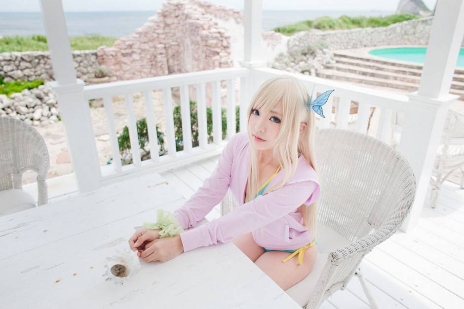 点击大图看下一张:美女萝莉Cosplay性感私房照图片