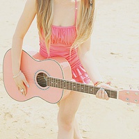 玩吉他 玩音乐的魅力女人