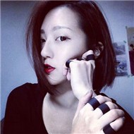 漂亮长发气质美女微信头像图片