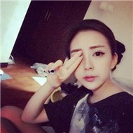 漂亮长发气质美女微信头像图片