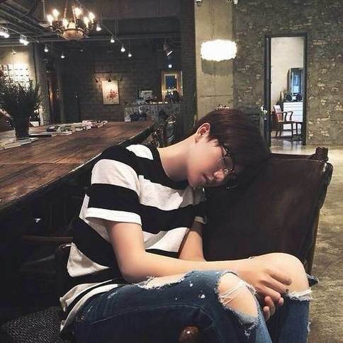 时尚帅气的个性qq男生头像图片