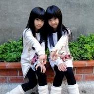 清纯可爱的双胞胎姐妹微信头像图片