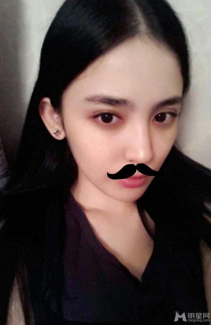 点击大图看下一张:全国校花大搜罗 性感爆乳VS清纯可人(10)