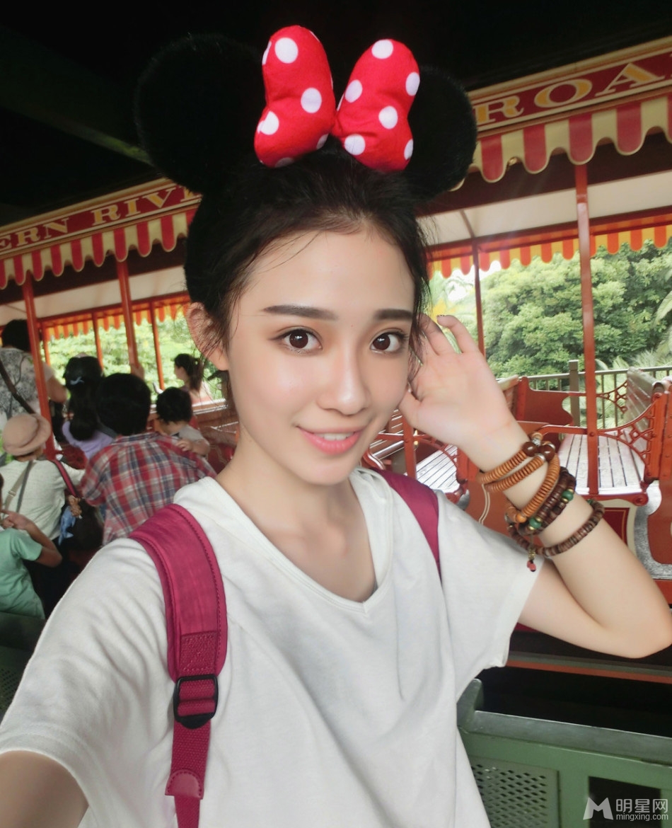 点击大图看下一张:全国校花大搜罗 性感爆乳VS清纯可人(51)