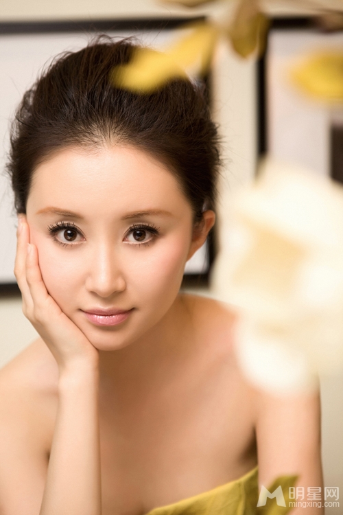 点击大图看下一张:舒畅小女生转变大女人不一样的舒畅(15)