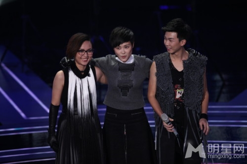 点击大图看下一张:快男总决赛华晨宇夺冠 周笔畅魏晨等到场助阵(29)