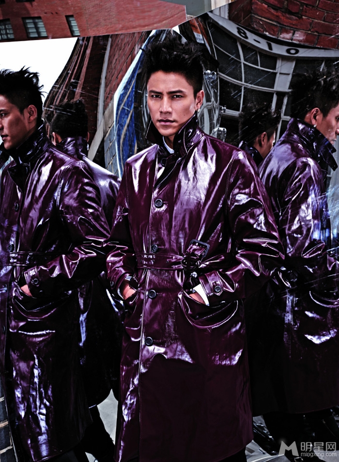 点击大图看下一张：陈坤时尚男人新年封面 展现霸气魅力(2)
