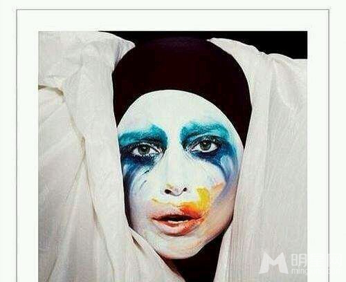 点击大图看下一张：Lady GaGa新专辑写真正式曝光(4)