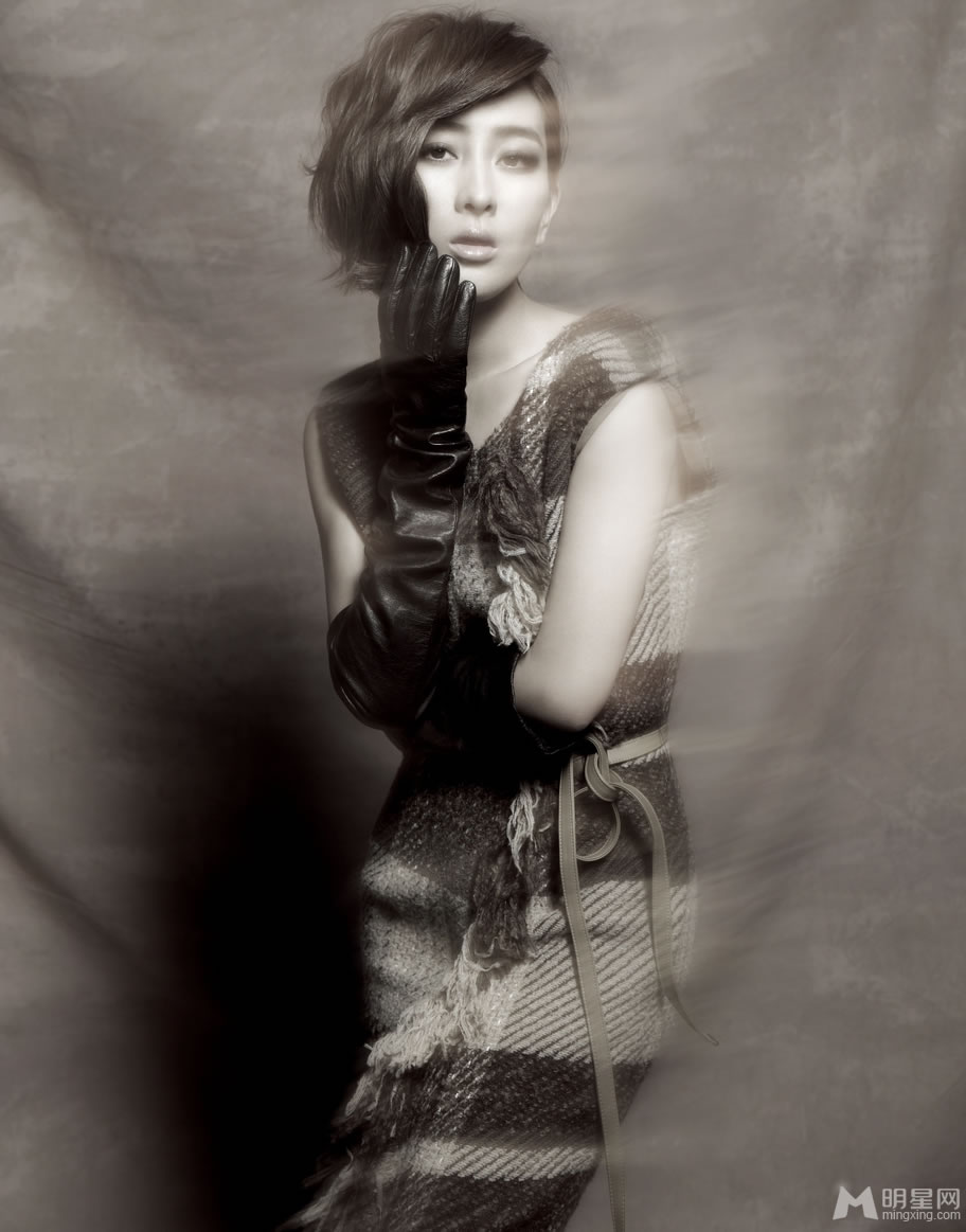 点击大图看下一张：马苏登优品封面 洋溢青春时尚气息(0)